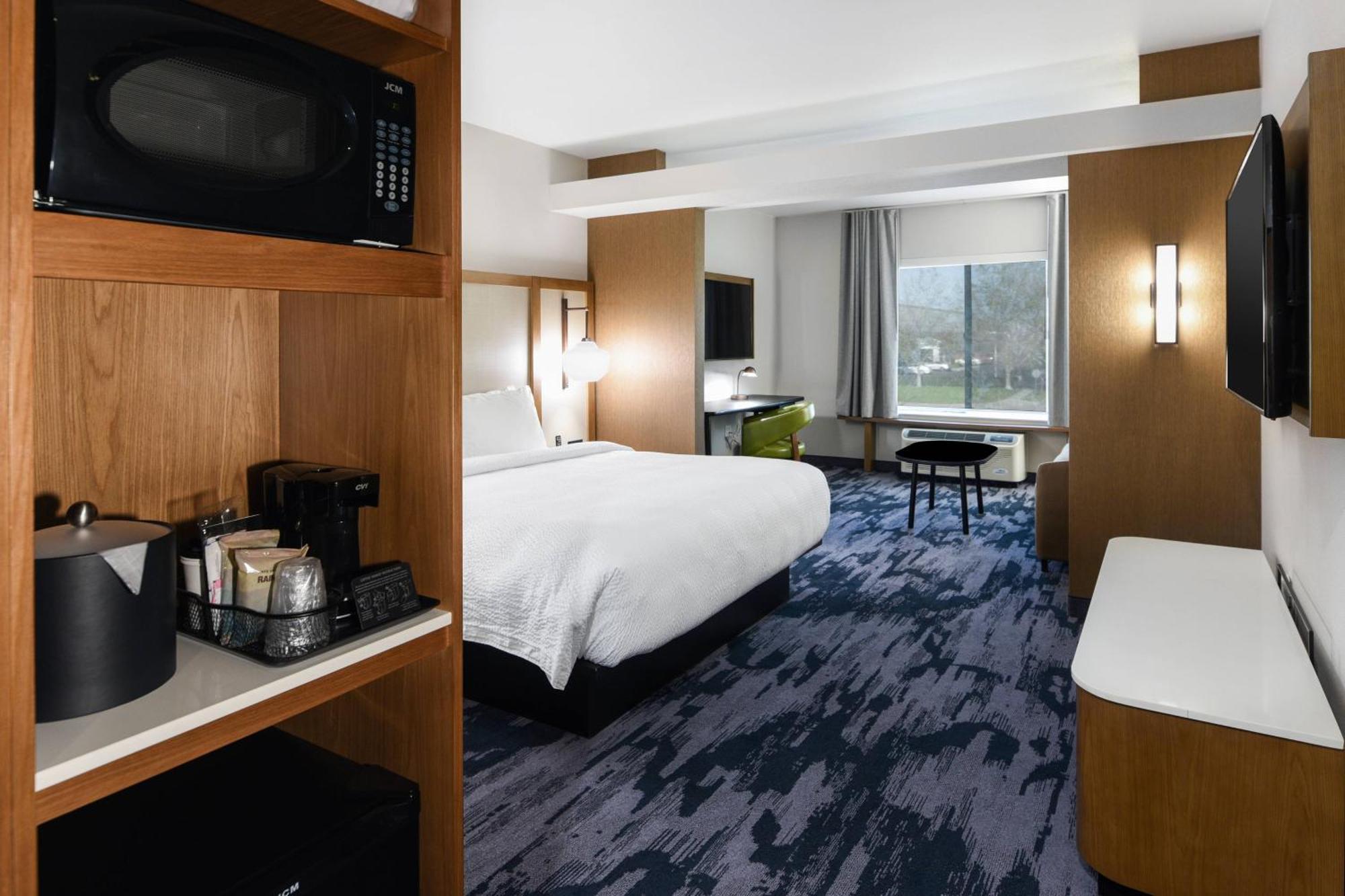 Fairfield Inn & Suites Ontario Rancho Cucamonga Extérieur photo